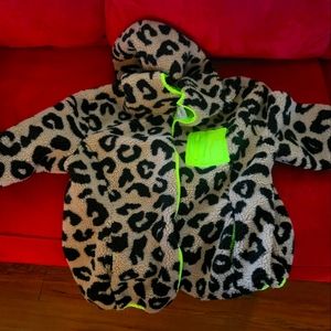 Leopard fleece
